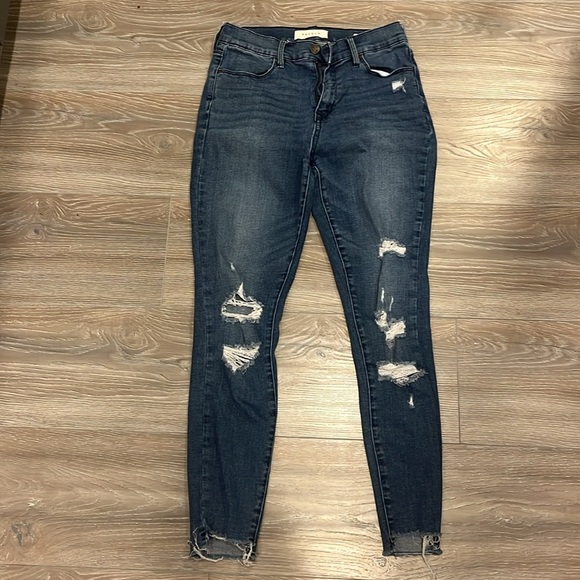 PacSun Ripped Medium Wash Skinny Jeans - Picture 4 of 5